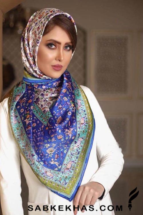 بستن روسری