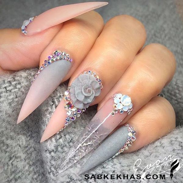 طراحی‌ ناخن سه بعدی