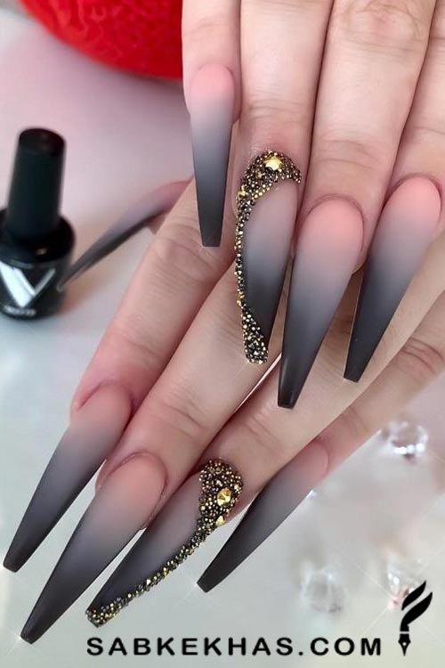ناخن های گرادیان مشکی