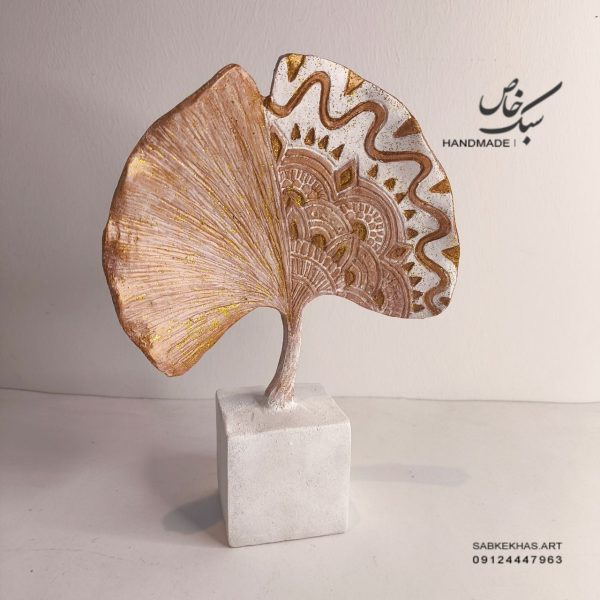 مجسمه برگ شیک