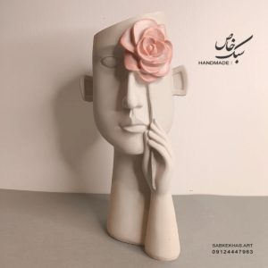 گلدان مینیمال آدم و گل