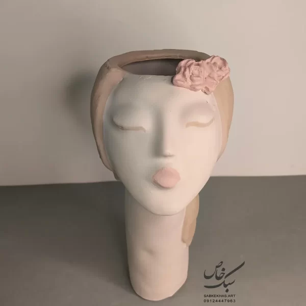 گلدان مینیمال دختر