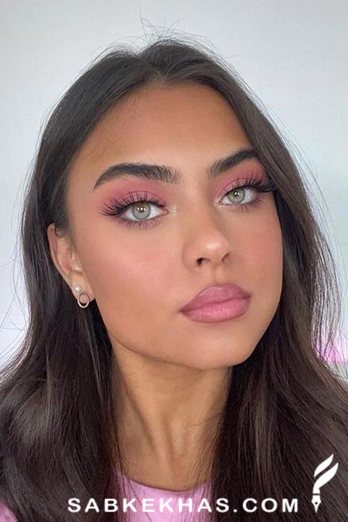 رنگ رژ لب دخترانه ملایم