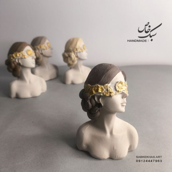 مجسمه نیم تنه دختر