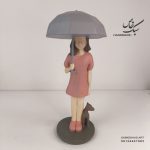 مجسمه دختر چتر دار