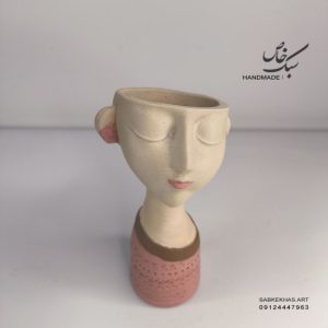 گلدان دختر بومی