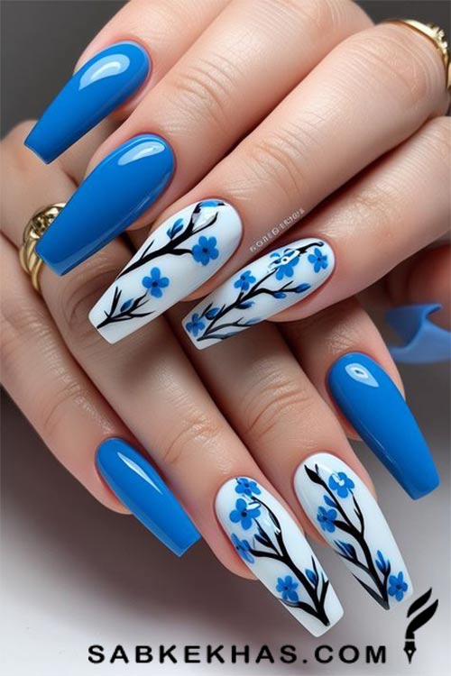 طراحی ناخن با رنگ لاک آبی