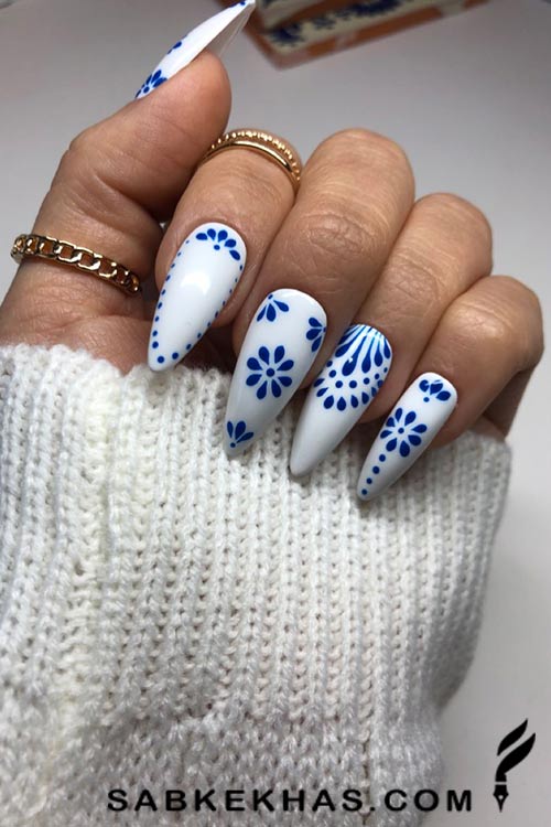 ایده طراحی ناخن آبی پر رنگ
