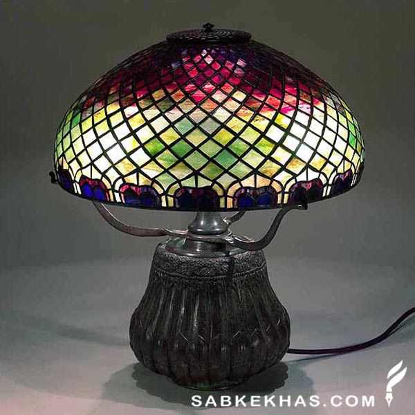 آباژور شیشه ای رنگی