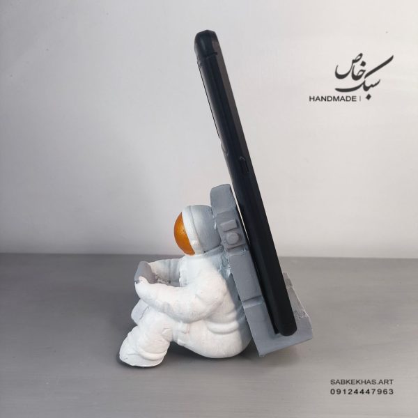مجسمه آدم فضایی هولدردار