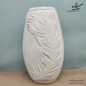 گلدان برگ بلند