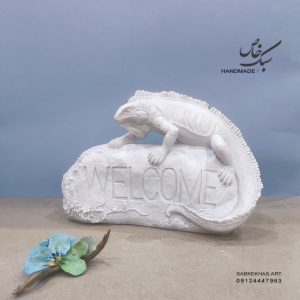 مجسمه ایگوانا