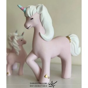 دکوری اسب تک شاخ
