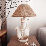 آباژور نیم تنه